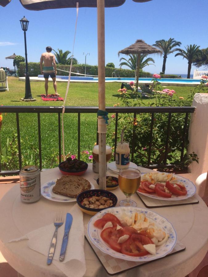Sea & Pool View Garden Apartment Las Palmeras Nerja Eksteriør billede